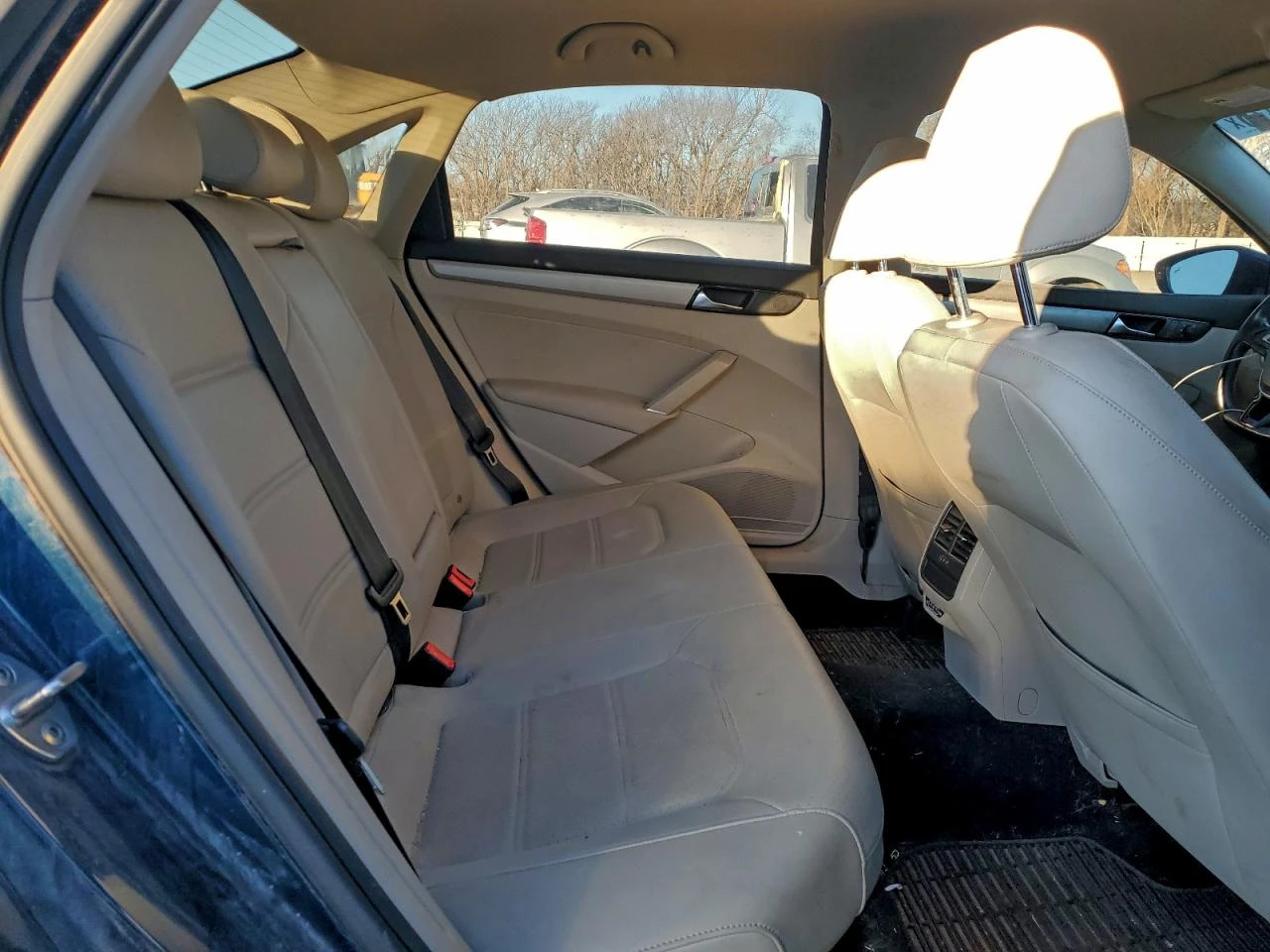 VW Passat 2.0T SE - изображение 10