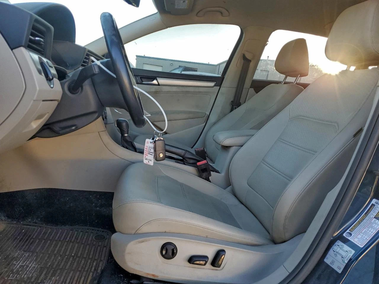 VW Passat 2.0T SE - изображение 7