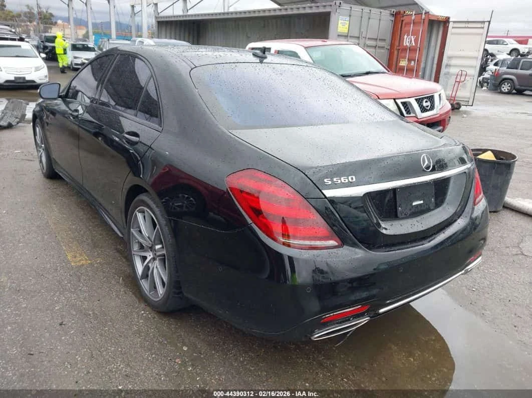 Mercedes-Benz S 560 * 4.0* 360* Pano* Burmester* Lane Assist - изображение 4