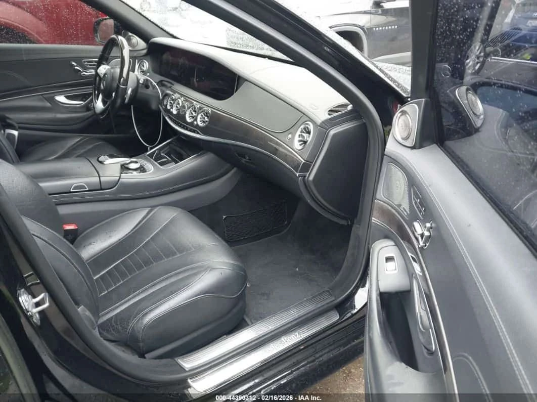 Mercedes-Benz S 560 * 4.0* 360* Pano* Burmester* Lane Assist - изображение 10