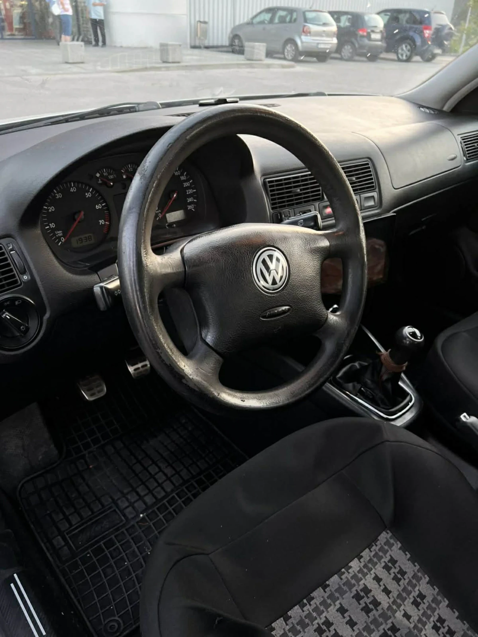 VW Golf Газ, снимка 8 - Автомобили и джипове - 53953858