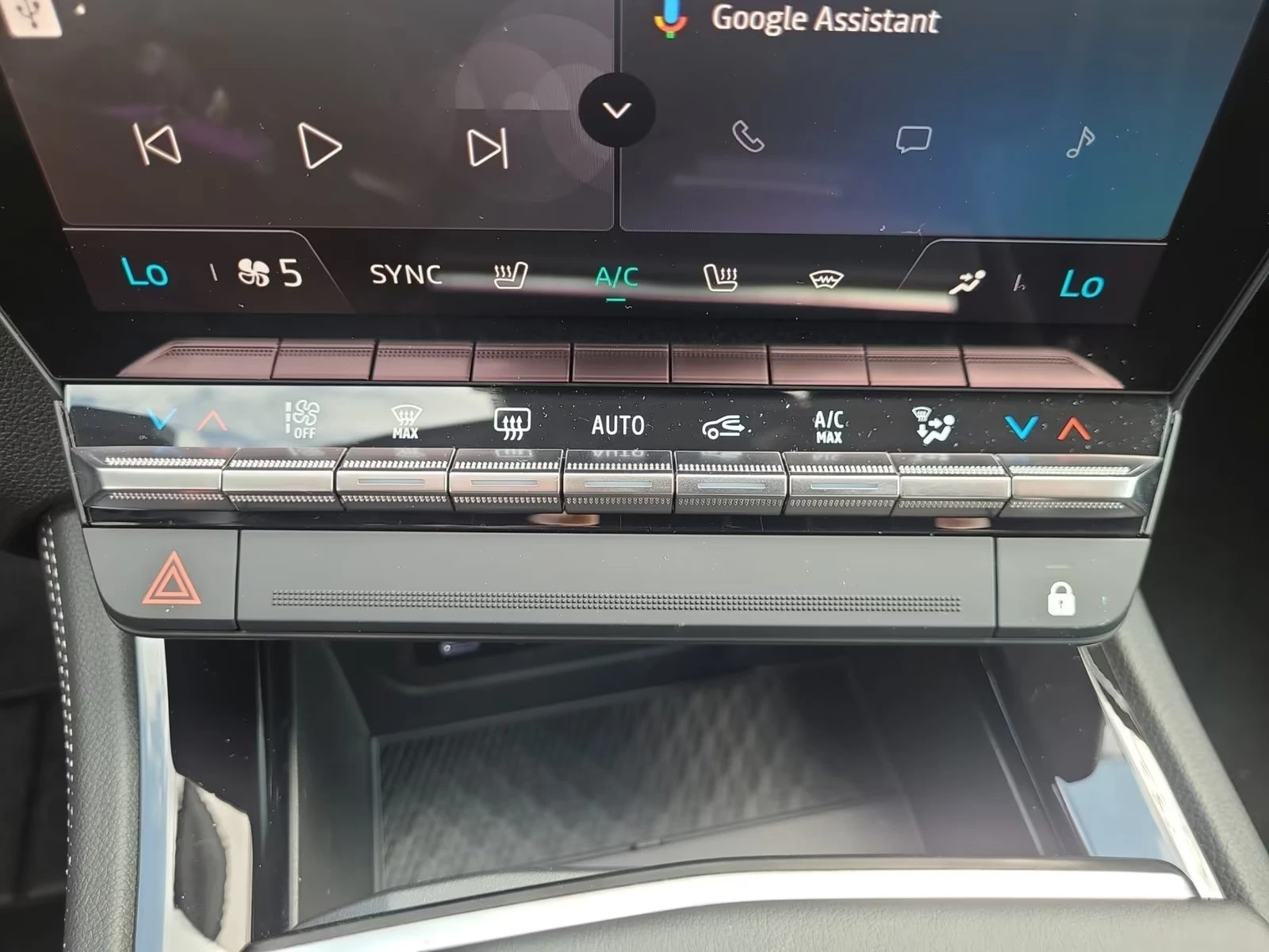 Renault Austral TECHNO/200HP/ESPRIT-ALPINE/AHK/CAM/CPLAY/ACC/142q, снимка 13 - Автомобили и джипове - 54136615