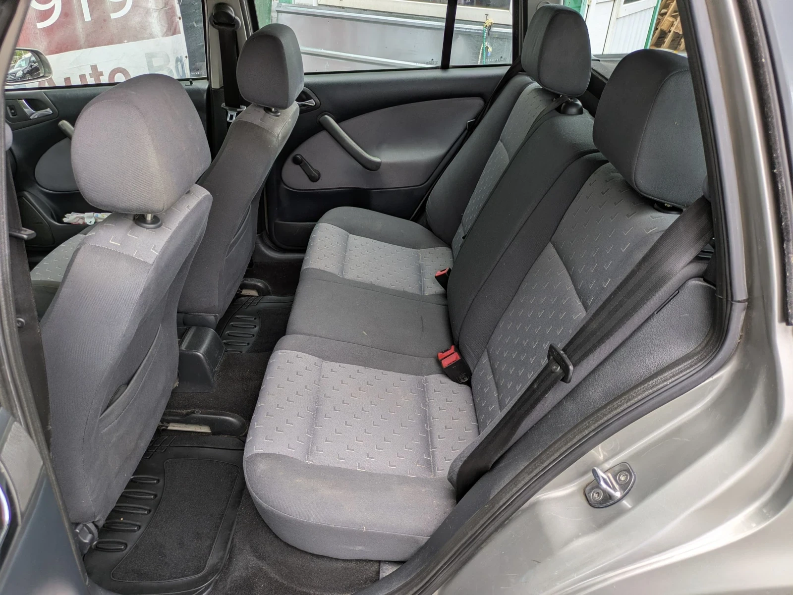 Skoda Octavia 1.6i 102k.c., снимка 9 - Автомобили и джипове - 54775678