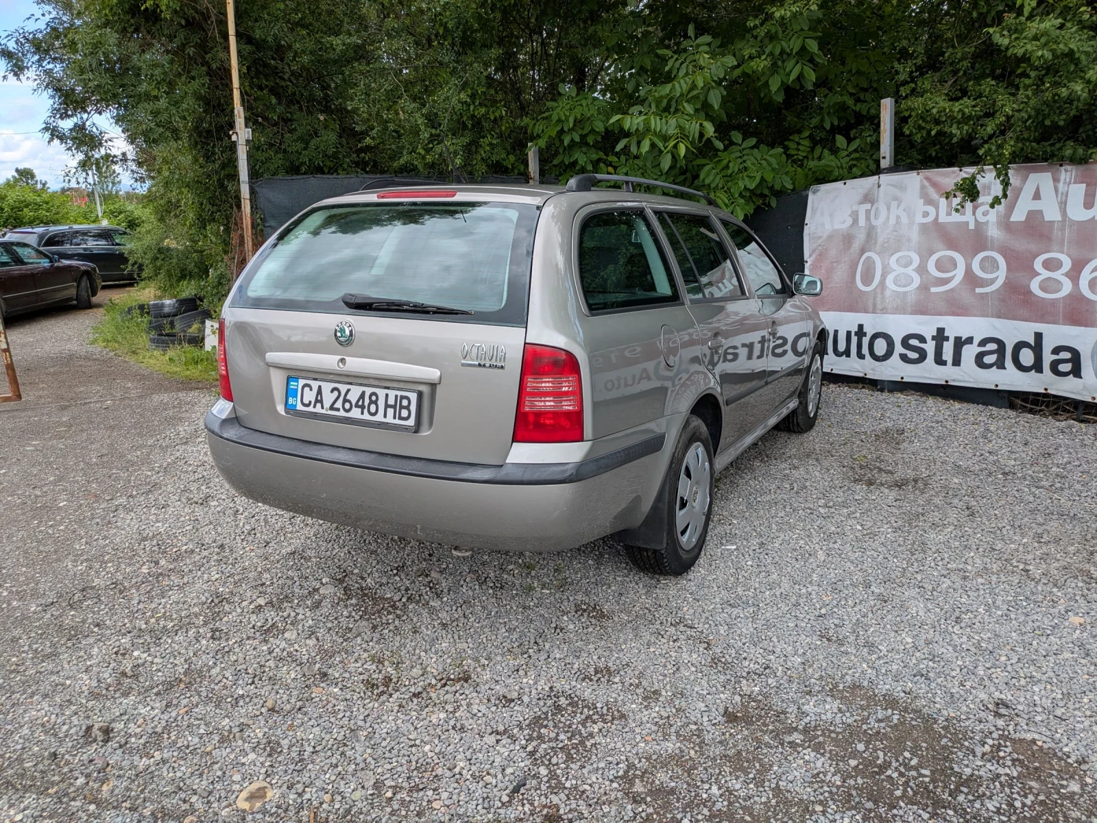 Skoda Octavia 1.6i 102k.c., снимка 6 - Автомобили и джипове - 54775678