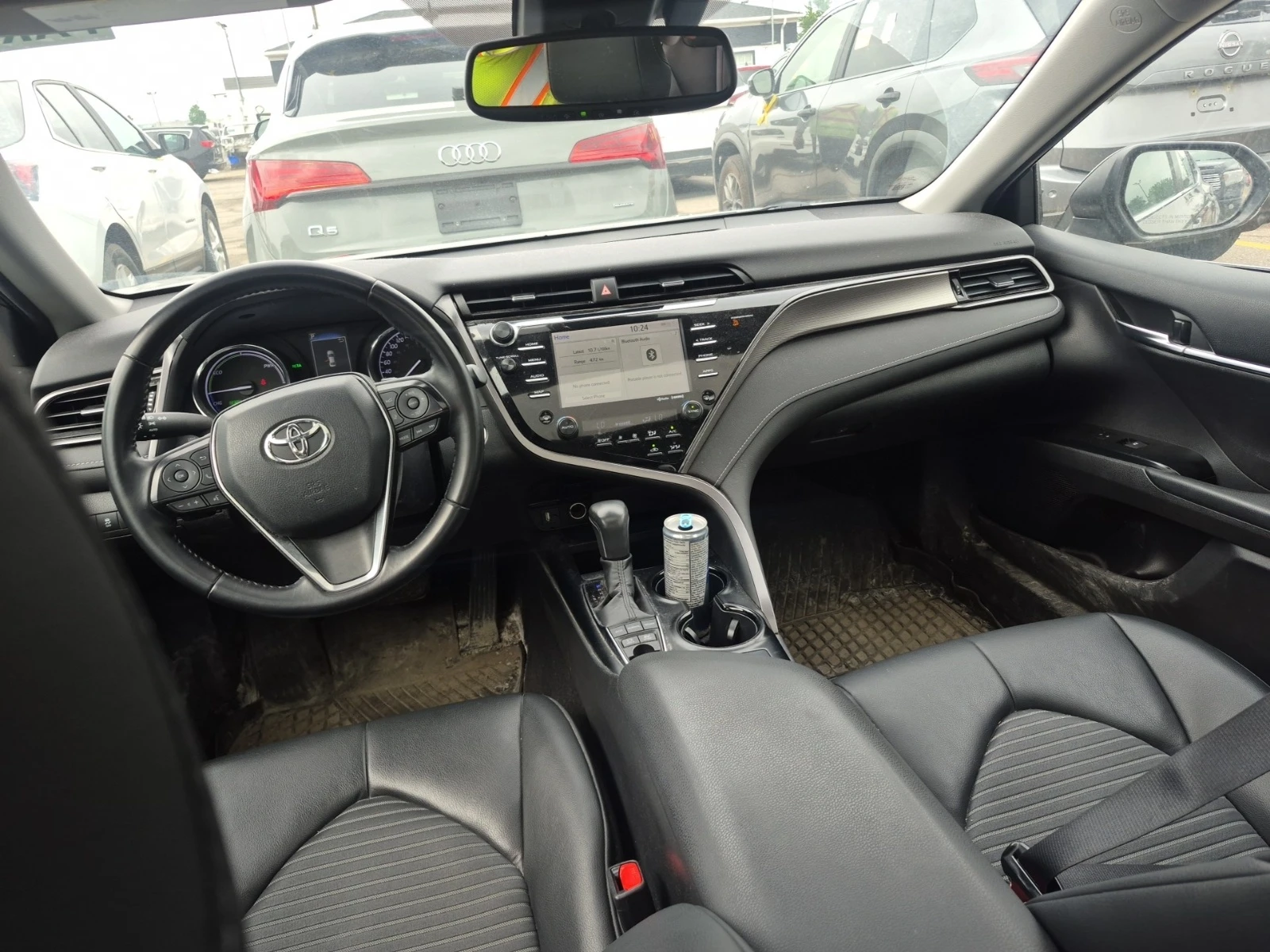 Toyota Camry HYBRID SE * * CARFAX * * АВТО КРЕДИТ * * , снимка 6 - Автомобили и джипове - 54856799