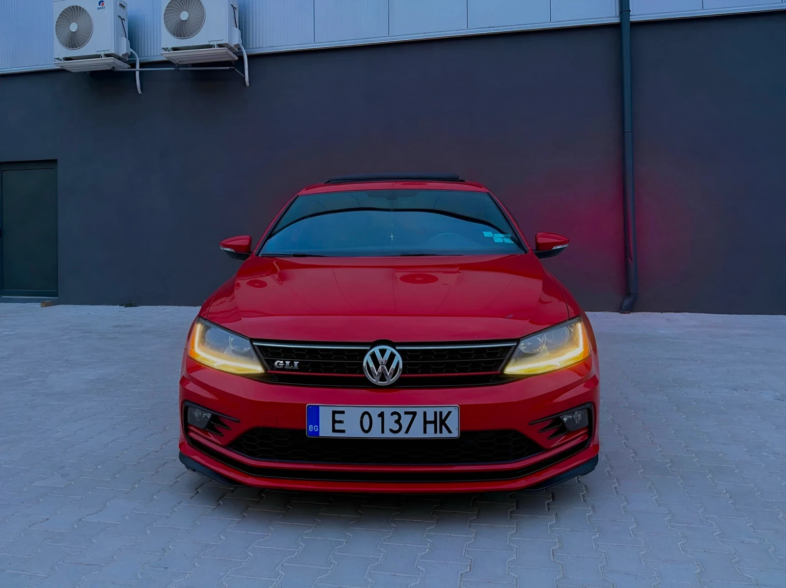 VW Jetta GLI 2.0TSi 211к.с DSG6 FULL 103х.Км 2018 Обслужен 