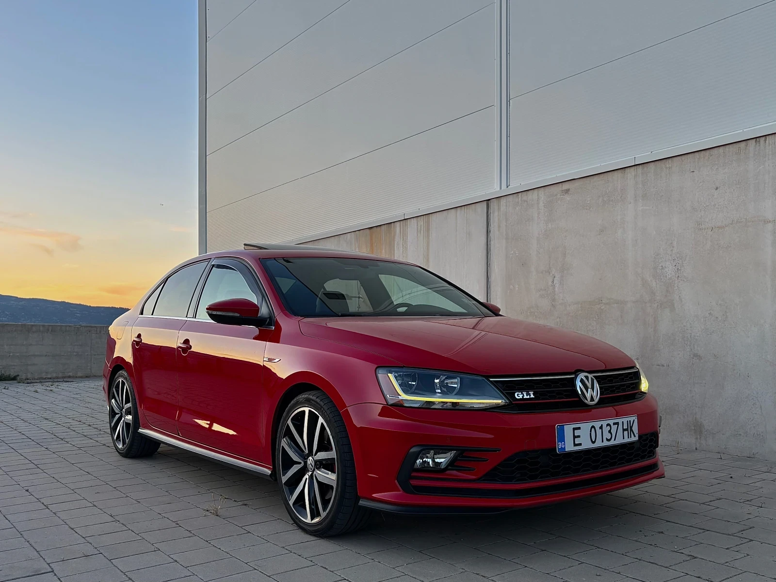 VW Jetta Gli 2.0TSi 211к.с 103х.Км 2018 Шибедах Евро6 