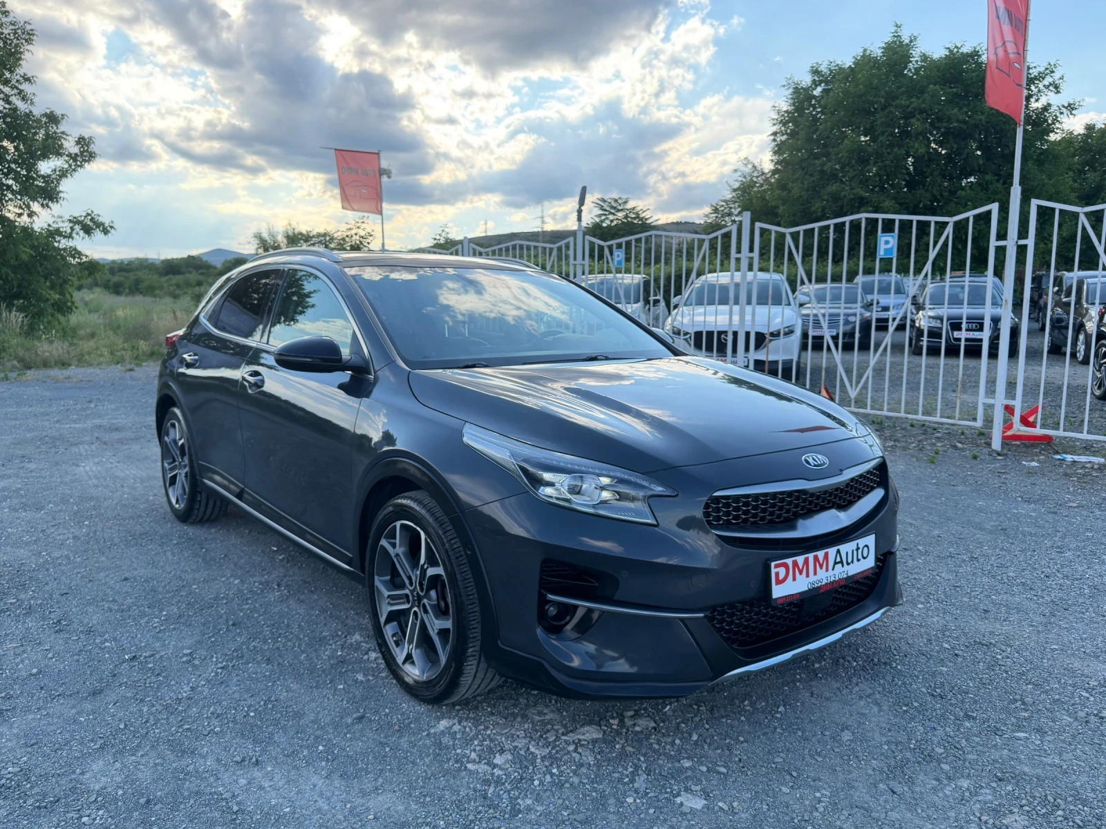 Kia XCeed PREMIUM 1.5i / ПАНОРАМА / ОБДУХВАНЕ / 110 000 км , снимка 3 - Автомобили и джипове - 54933135