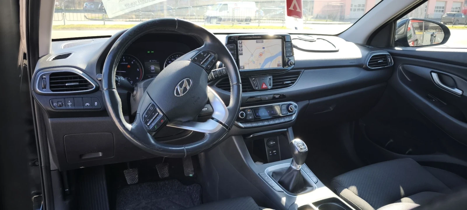 Hyundai I30 1.6crdi evro 6b, снимка 10 - Автомобили и джипове - 55011354