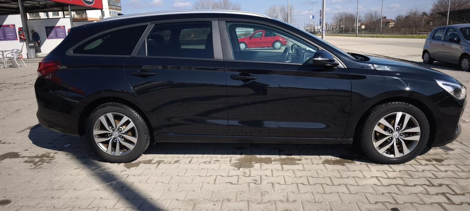 Hyundai I30 1.6crdi evro 6b, снимка 5 - Автомобили и джипове - 55011354