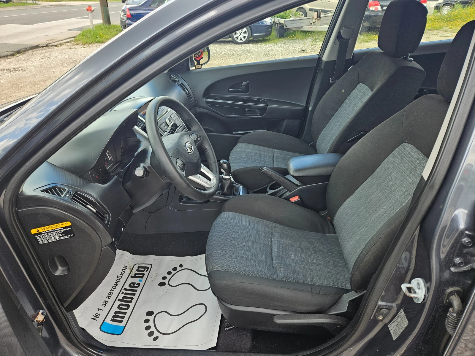 Kia Ceed 1.4 , снимка 10 - Автомобили и джипове - 55096468
