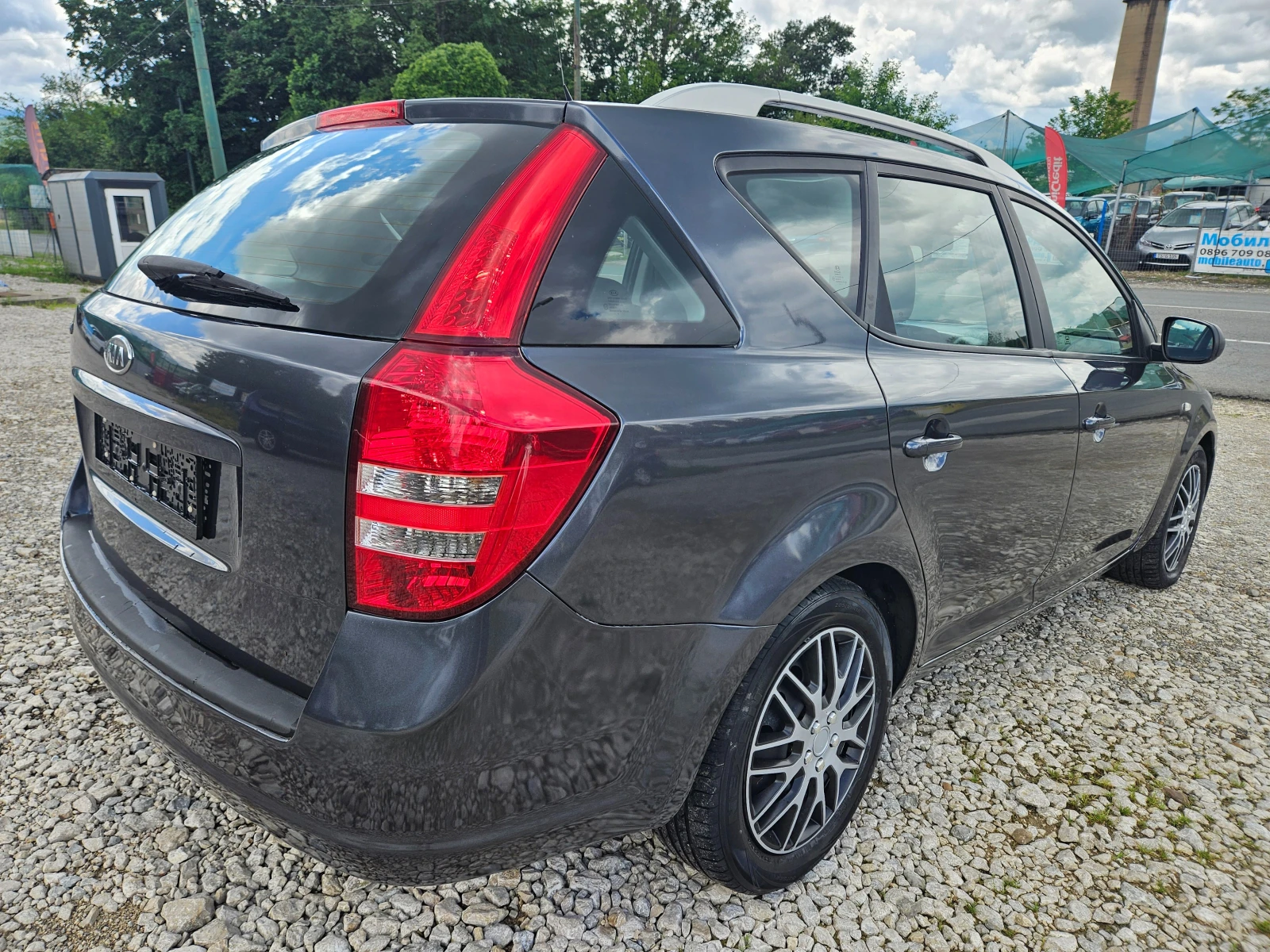 Kia Ceed 1.4 , снимка 4 - Автомобили и джипове - 55096468