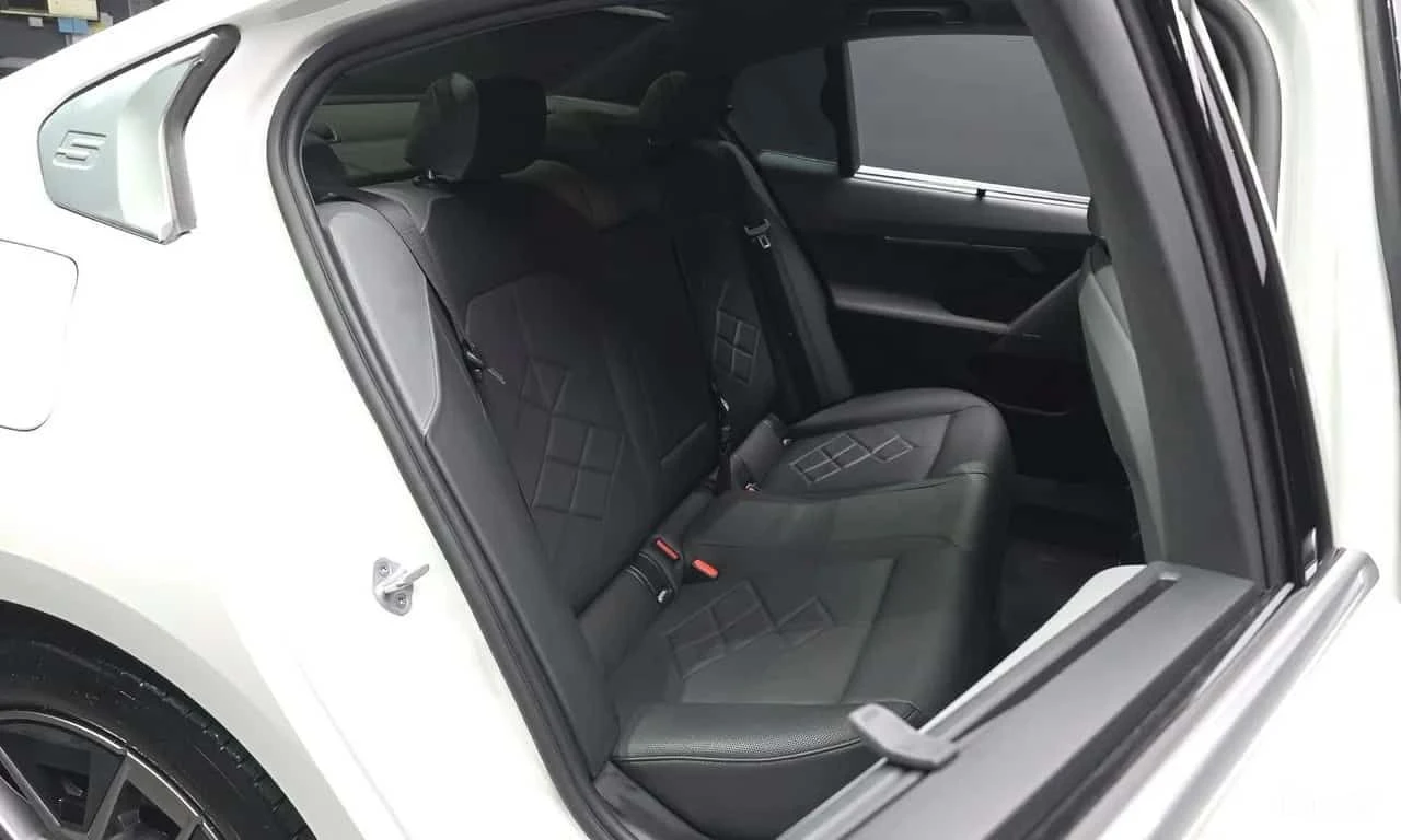 BMW 530E  ���� �� �� | Mobile.bg � ����������� 15
