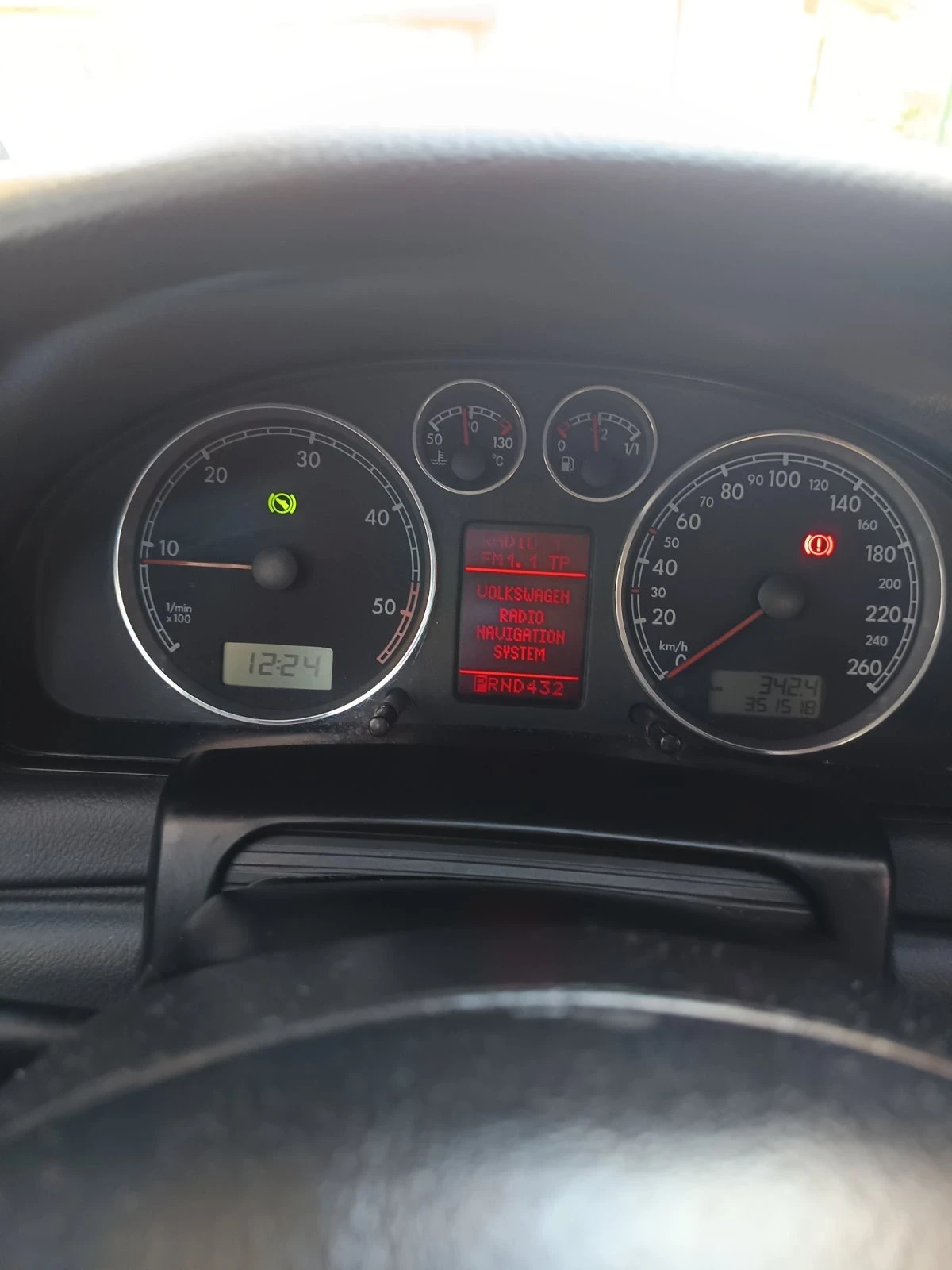 VW Passat, снимка 10 - Автомобили и джипове - 56649336
