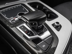 Audi Q7 7МЕСТЕН * 3.0T quattro Progressiv* ПОДГ/ОБДУХ* 360, снимка 12