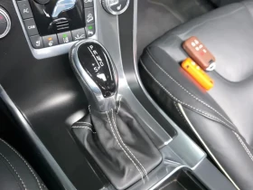 Volvo XC60 T6 R-Design 1St Generation, снимка 9