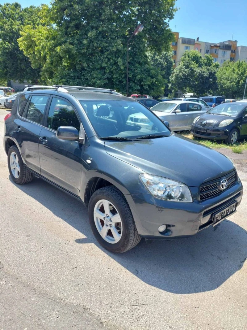 Toyota Rav4 Джип, снимка 2 - Автомобили и джипове - 45322324