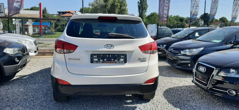 Hyundai IX35 1.7 crdi, снимка 5 - Автомобили и джипове - 46545602