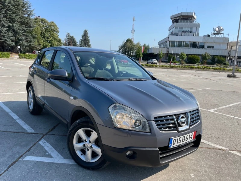 Nissan Qashqai 2.0///4x4///TOP, снимка 2 - Автомобили и джипове - 46571402