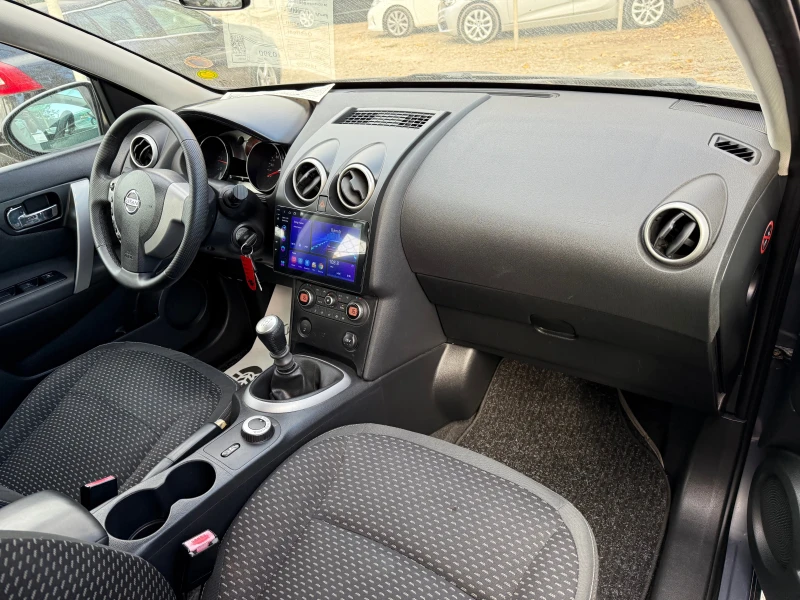 Nissan Qashqai 2.0///4x4///TOP, снимка 12 - Автомобили и джипове - 46571402