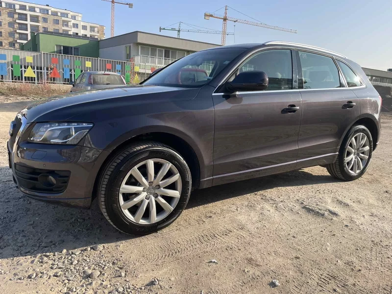 Audi Q5 2.0 БЕНЗИН, снимка 3 - Автомобили и джипове - 47890270