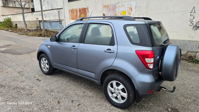 Daihatsu Terios 1.5i газ автомат 4х4, снимка 13 - Автомобили и джипове - 48228456