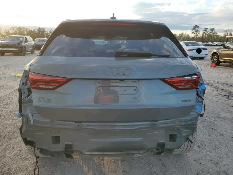 Audi Q3, снимка 6 - Автомобили и джипове - 49088791