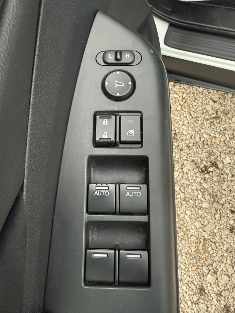 Honda Cr-v 2.2D 150к.с.  Швейцария, снимка 12 - Автомобили и джипове - 52502380