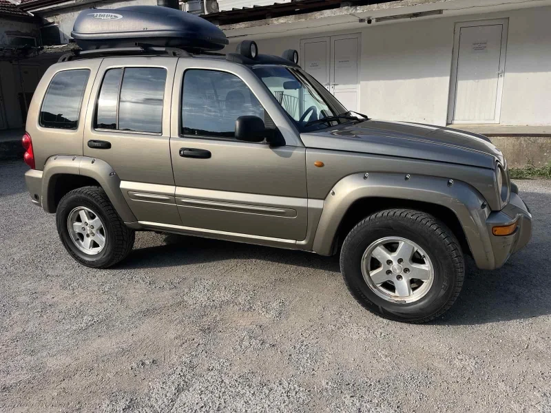 Jeep Cherokee Renegade, снимка 5 - Автомобили и джипове - 52617859