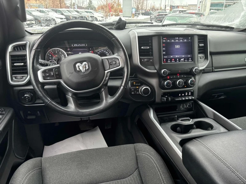 Dodge RAM 1500 * Big Horn * CARFAX * БЕЗ ПЪРВОНАЧАЛНА ВНОСКА, снимка 13 - Автомобили и джипове - 52825303