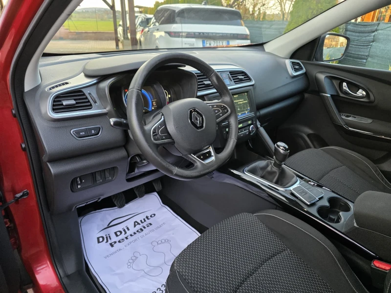 Renault Kadjar 1.5DCI EURO6B , снимка 8 - Автомобили и джипове - 52967262