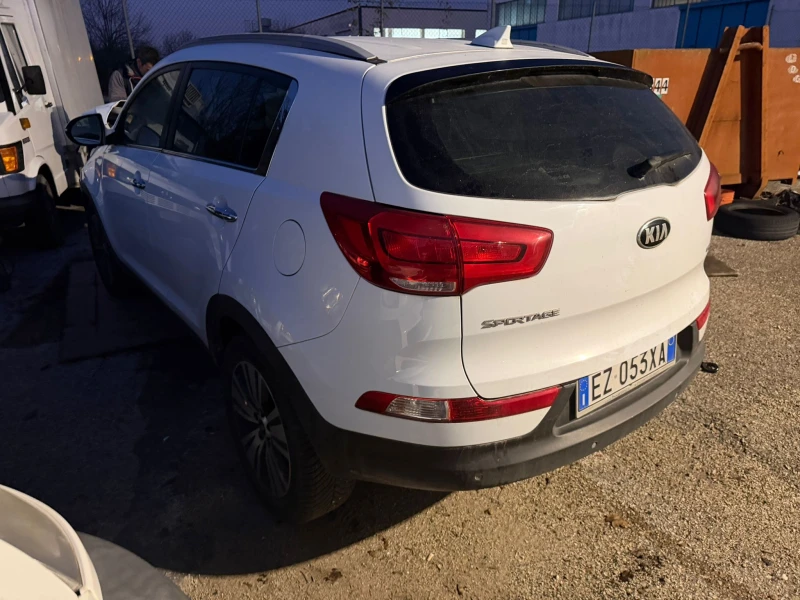 Kia Sportage 1.7CRDI тип мотор D4FD, снимка 4 - Автомобили и джипове - 53141333