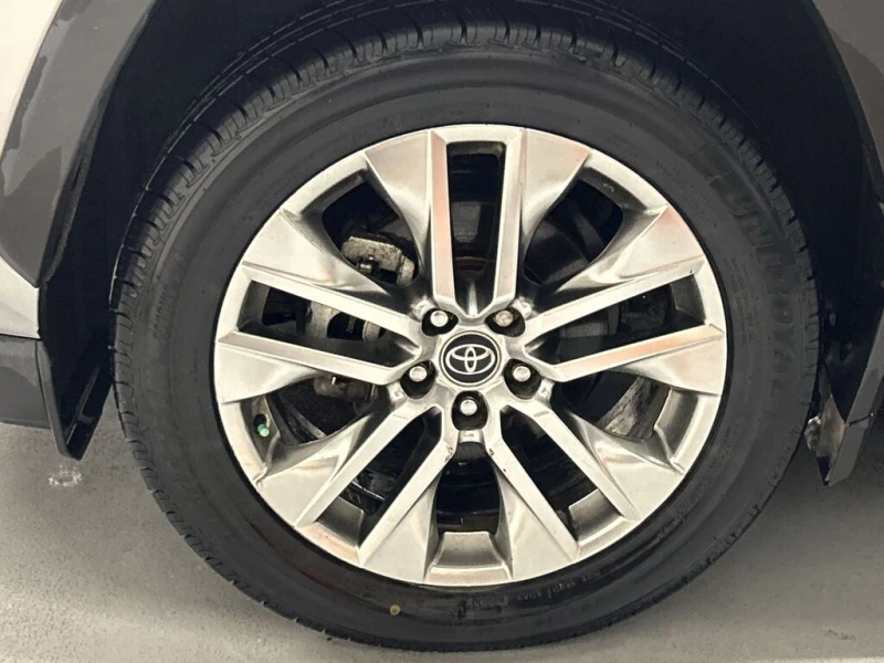 Toyota Rav4 XLE PREMIUM AWD | HTD LEATHER | SUNROOF | CARPLAY, снимка 5 - Автомобили и джипове - 53303879