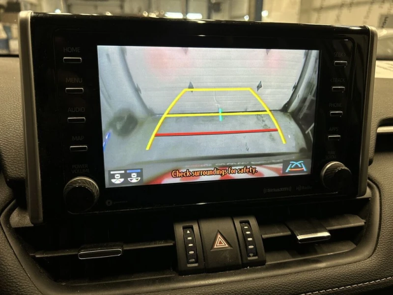 Toyota Rav4 XLE PREMIUM AWD | HTD LEATHER | SUNROOF | CARPLAY, снимка 3 - Автомобили и джипове - 53303879