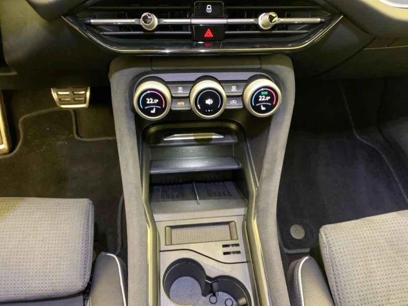 Skoda Kodiaq 2.0 TDI 4X4 SPORTLINE PANORAMA MATRIX 7-МЕСТЕН, снимка 9 - Автомобили и джипове - 53586665