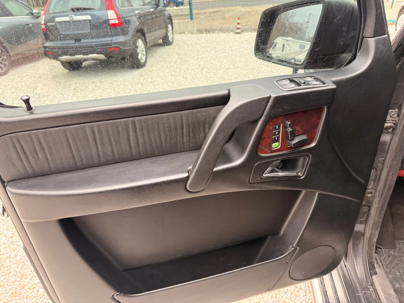 Mercedes-Benz G 500, снимка 8 - Автомобили и джипове - 53883685