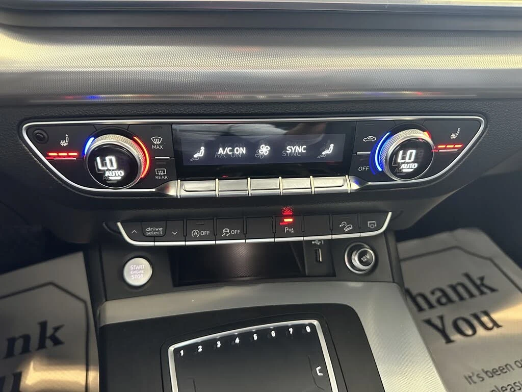 Audi Q5 45TFSI* Progressiv* АвтоКредит* (ЦЕНА ДО БГ), снимка 11 - Автомобили и джипове - 53953944