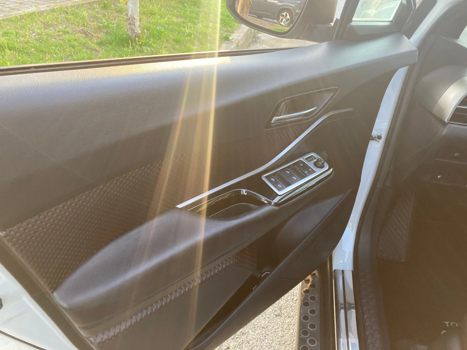 Toyota C-HR Hibrid 172000km Full FULL , снимка 8 - Автомобили и джипове - 54241039