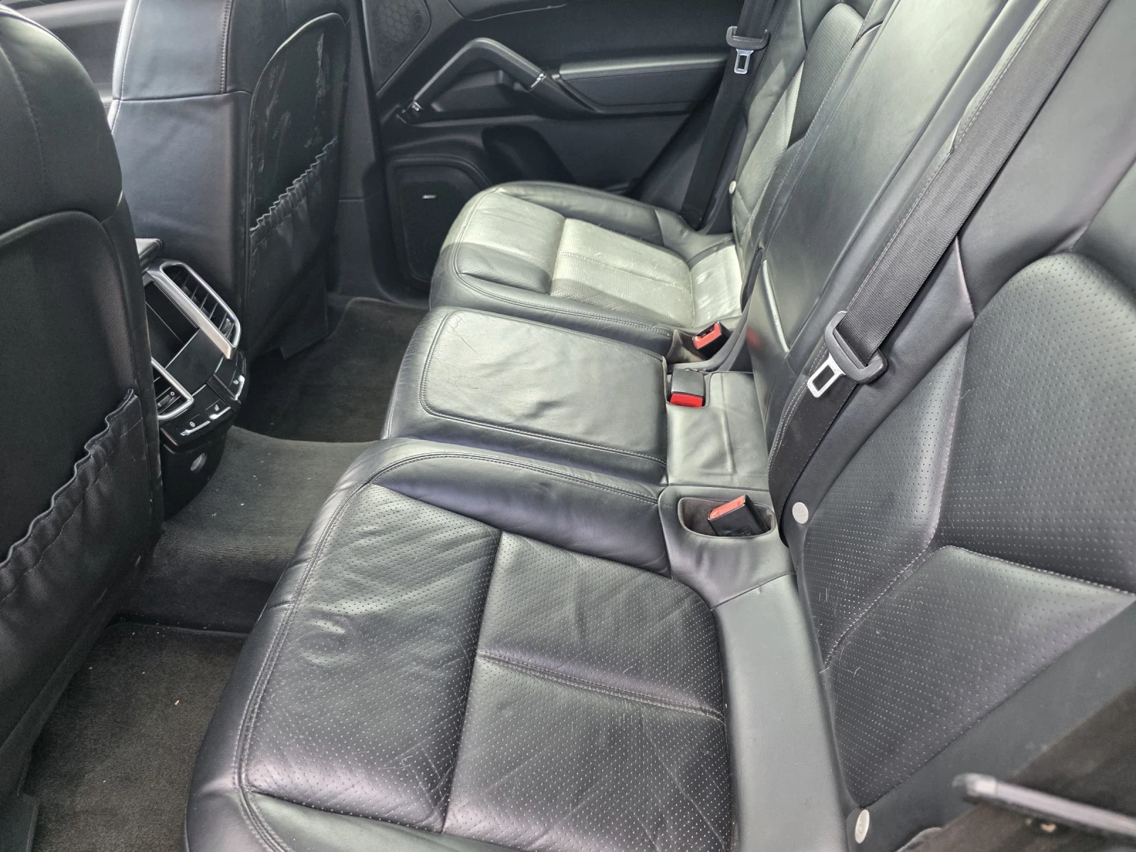 Porsche Cayenne, снимка 9 - Автомобили и джипове - 54660376