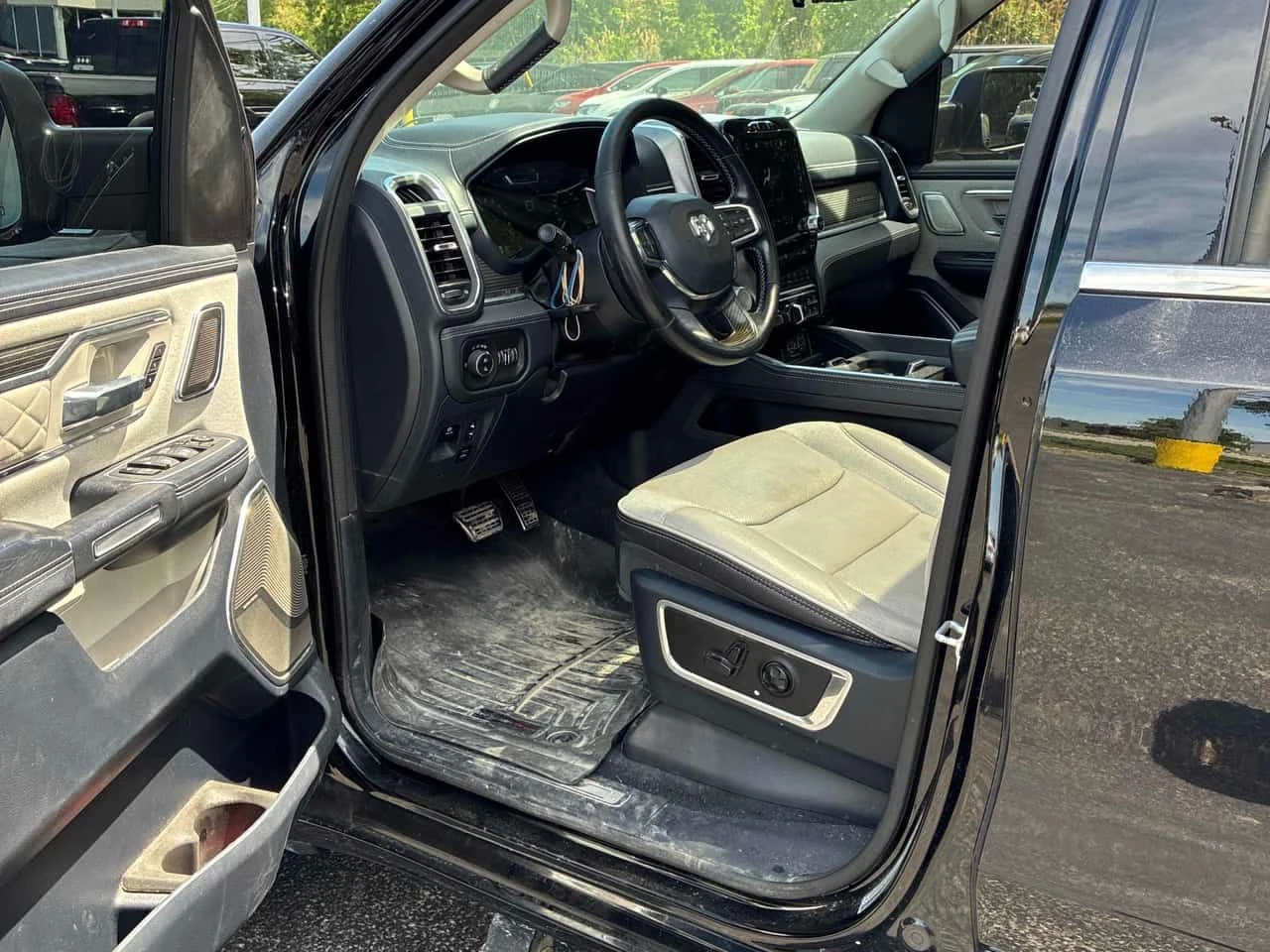 Dodge RAM 1500  | Limited | PANO | 360 | ВЪЗДУШНО , снимка 7 - Автомобили и джипове - 54781901