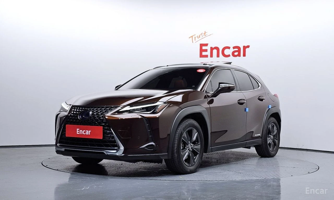 Lexus UX 250h 2.0* 2WD* ПОДГРЕВ* ОБДУХВАНЕ