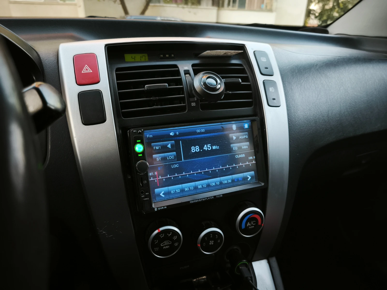 Hyundai Tucson, снимка 6 - Автомобили и джипове - 55655483