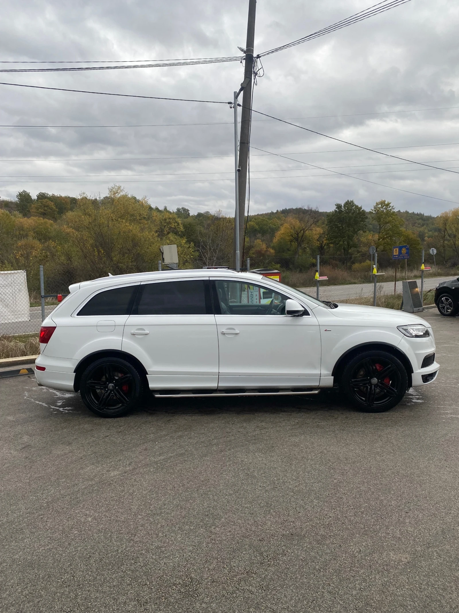 Audi Q7, снимка 3 - Автомобили и джипове - 56749772