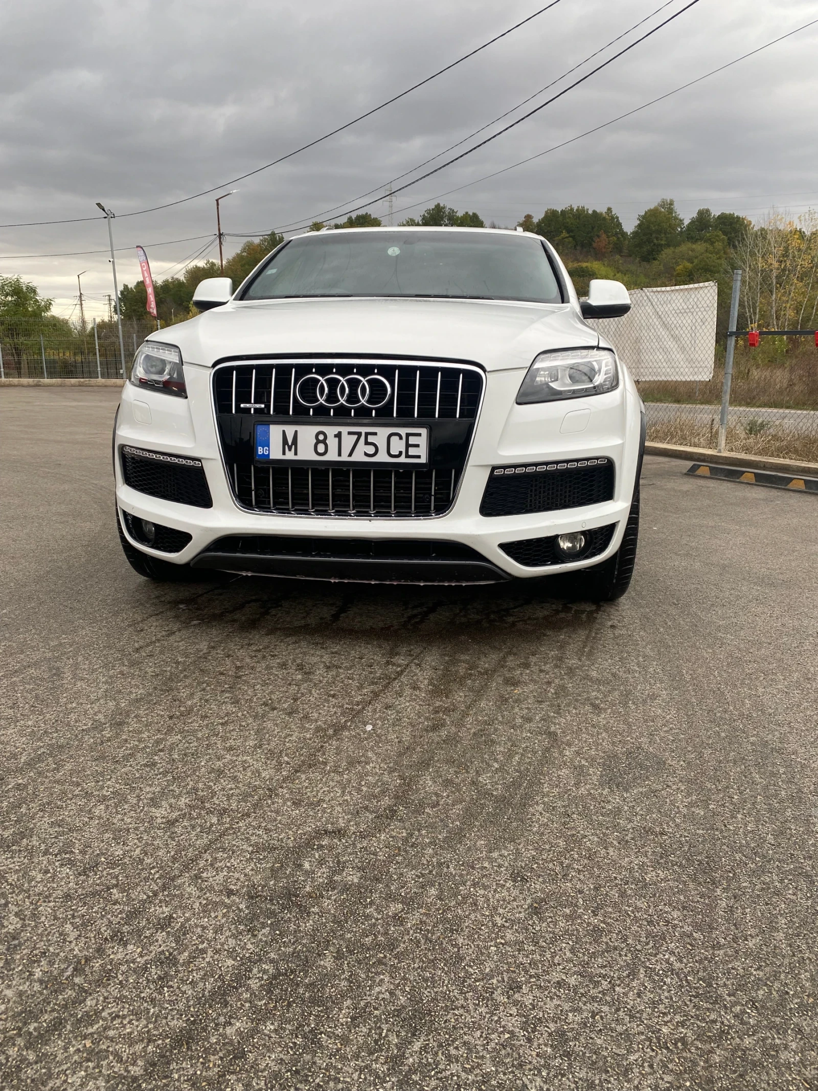 Audi Q7, снимка 2 - Автомобили и джипове - 56749772