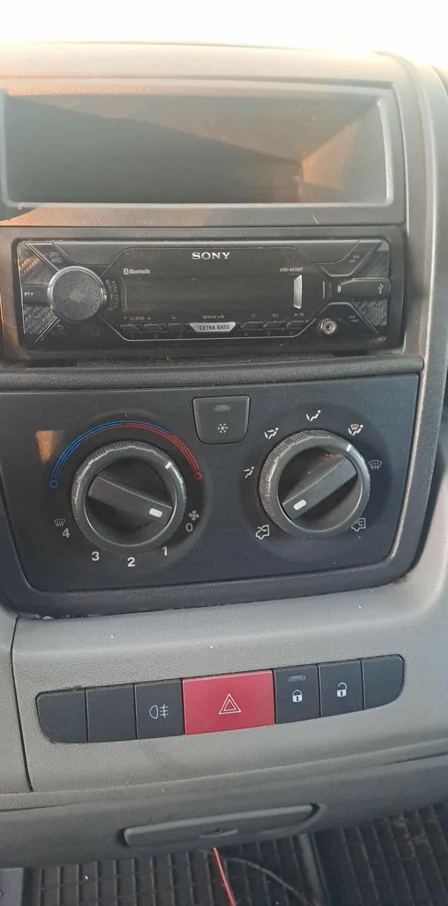 Peugeot Boxer 2.2 120 к.с - изображение 10