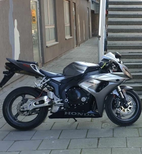 Honda Cbr 1000RR 30000 | Mobile.bg    2