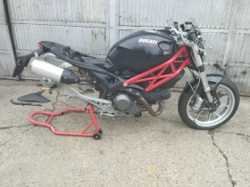     Ducati Monster 1100 S