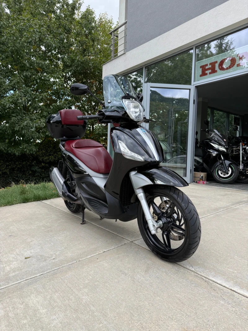 Piaggio Beverly PERFEKTEN 350, снимка 2 - Мотоциклети и мототехника - 51944393