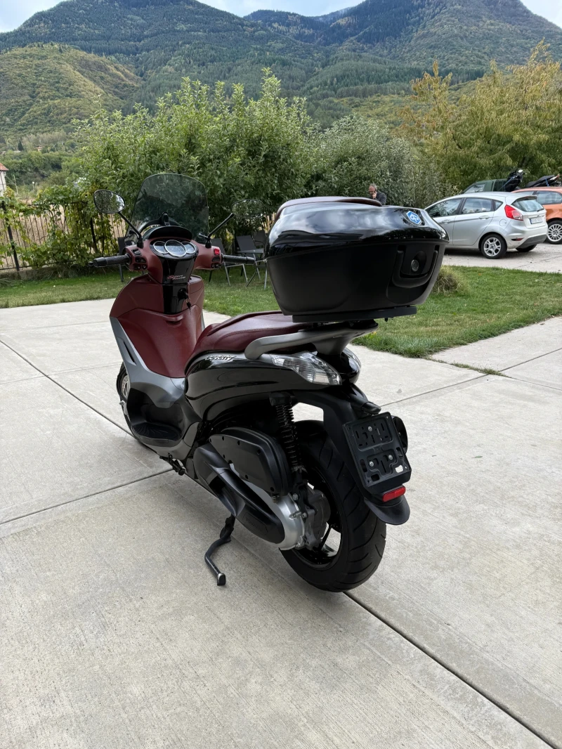 Piaggio Beverly PERFEKTEN 350, снимка 6 - Мотоциклети и мототехника - 51944393