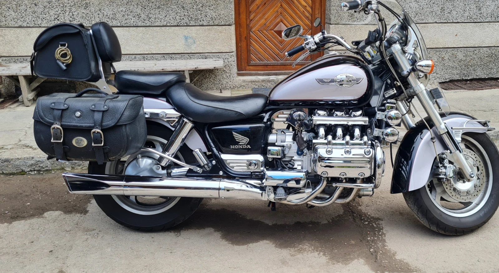 Honda Valkyrie ПЕРФЕКТЕН МОТОР!!!Внос от Швейцария  - изображение 7